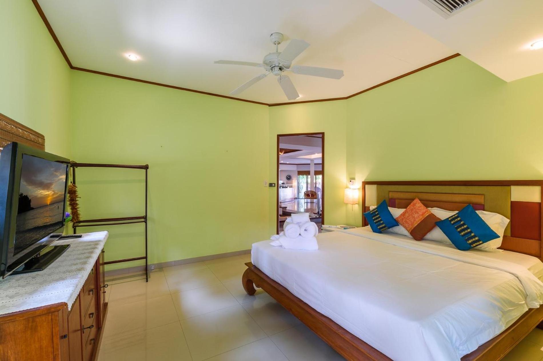 Amber Pool Villa Naiharn Rawai Exterior photo